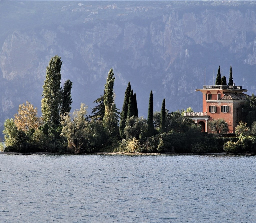 Gardasee: Der ewige Traum vom Süden – Tourismus, Immobilien,&nbsp;Bauprojekte