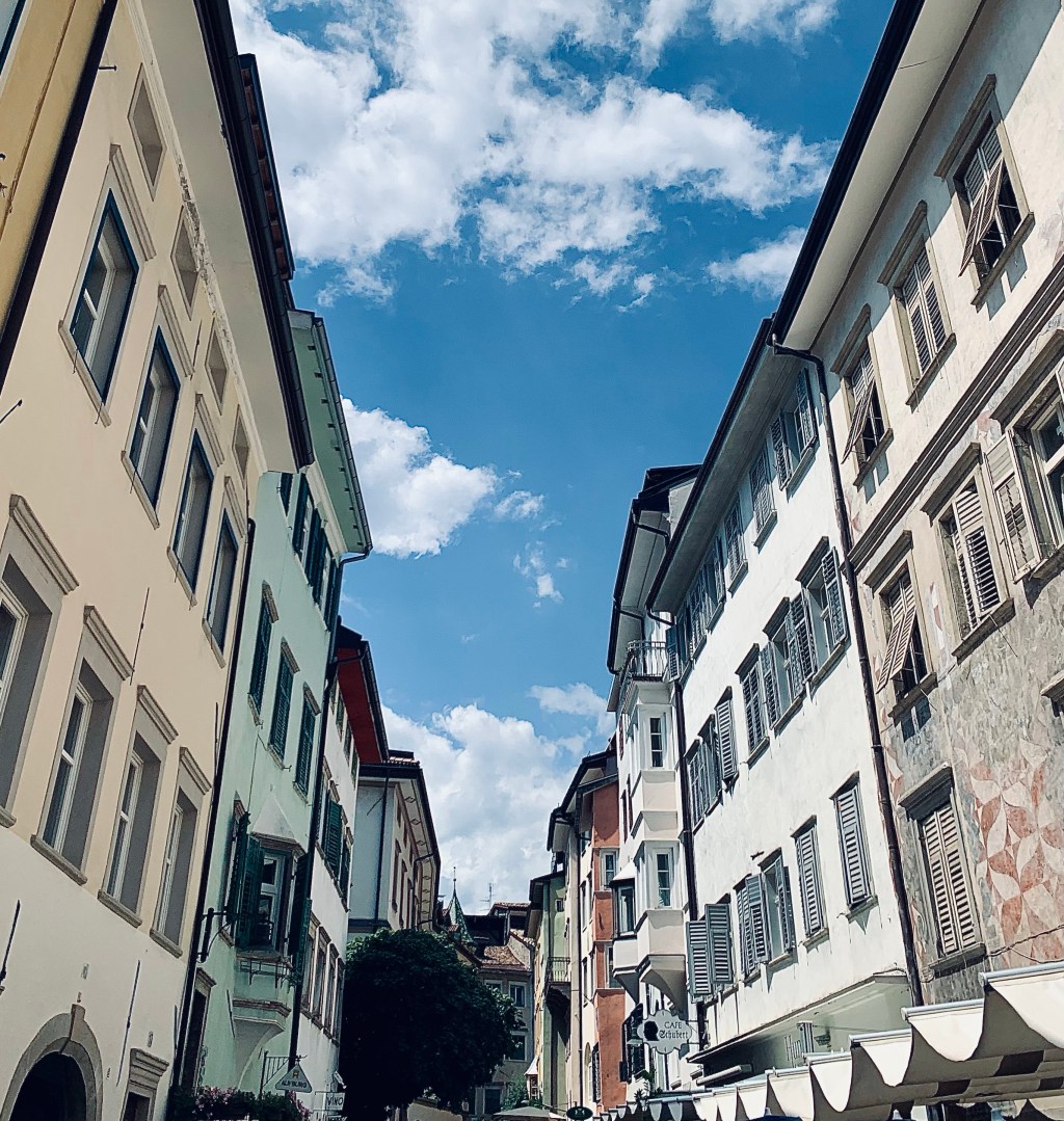 Immobilien Immobilienprojekte Projektentwicklung Real estate project developing Bauingenieur Michael Demanega