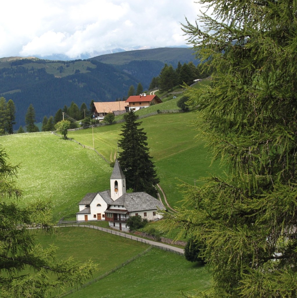 Geschlossene Höfe in Südtirol: Warum der Erwerb stärker reguliert werden&nbsp;muss