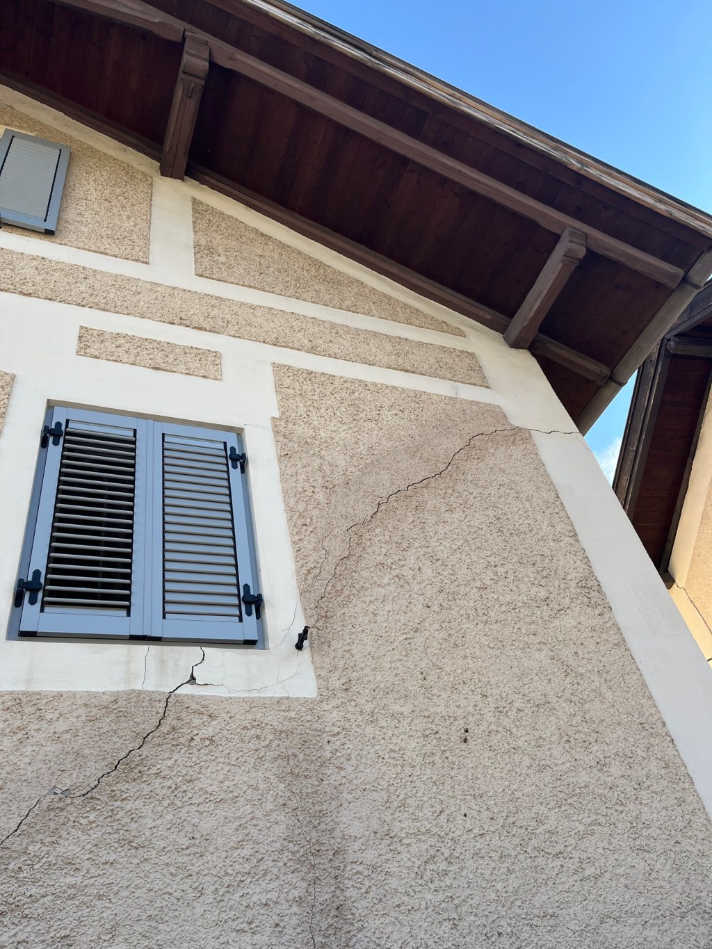 Risse im Hochbau: Optischer Mangel oder statisches&nbsp;Problem?